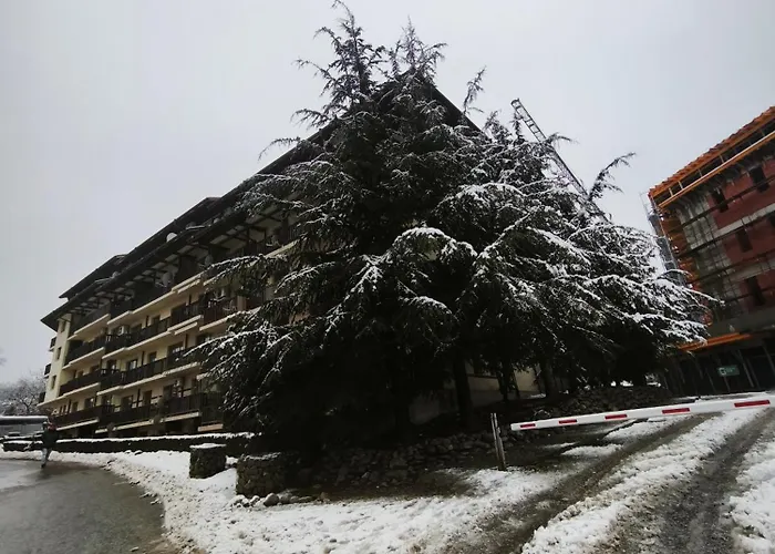 アパート The Old *